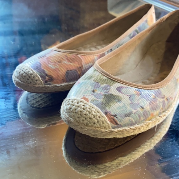 Michelle D Slip ons - Picture 7 of 7